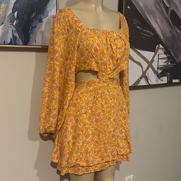 Free People Jael Cutout Mini Dress Golden Yellow Motif Floral Long Sleeve size M - Picture 7 of 11